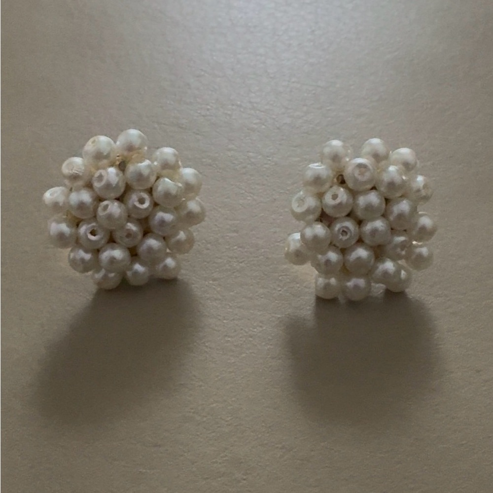 ⚪ Pearl Cluster Earrings